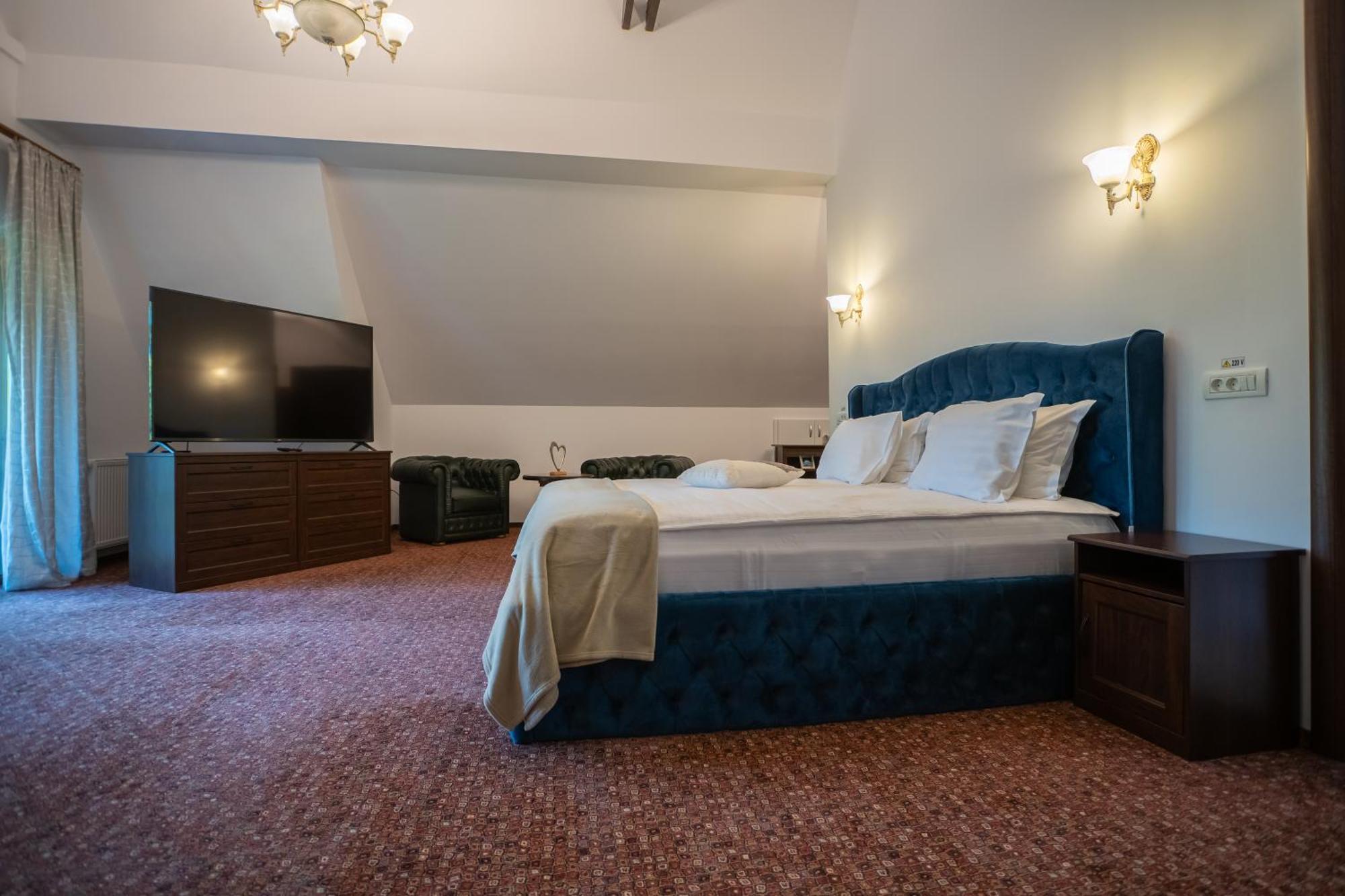 Opus Villa Sinaia Eksteriør billede A bedroom at the hotel