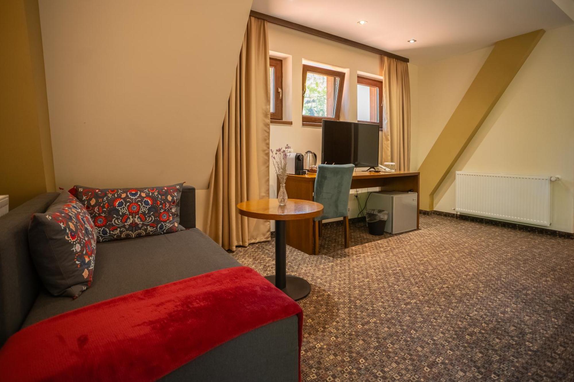 Opus Villa Sinaia Eksteriør billede A typical room at the hotel