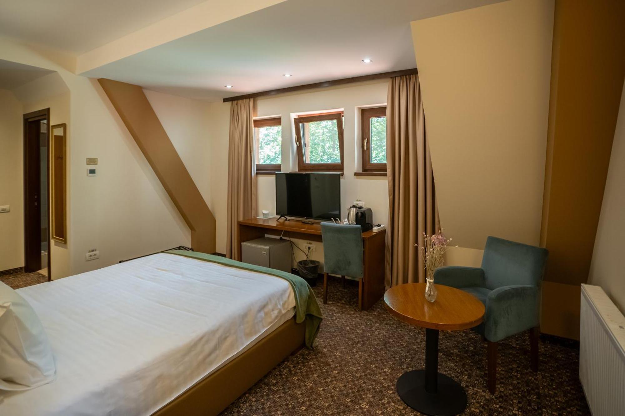 Opus Villa Sinaia Eksteriør billede A room at the hotel